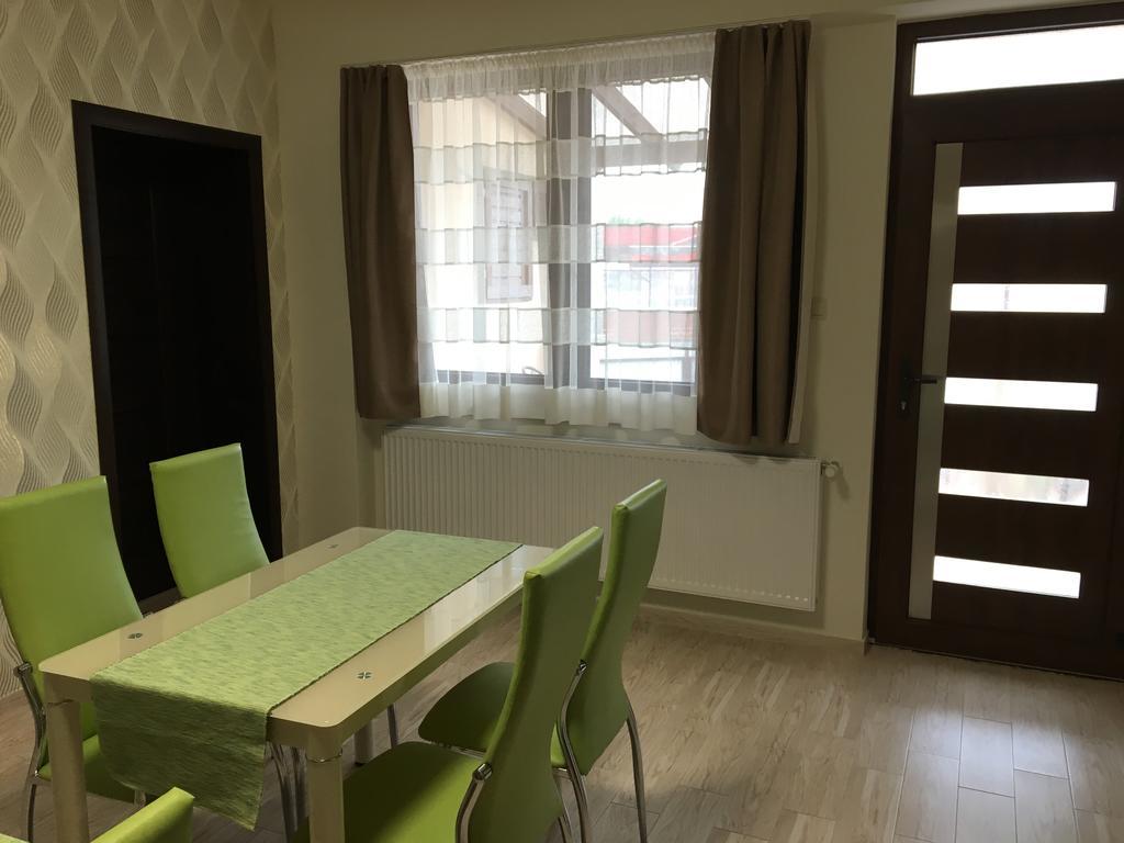 Kristaly Apartmanok Кишварда Экстерьер фото