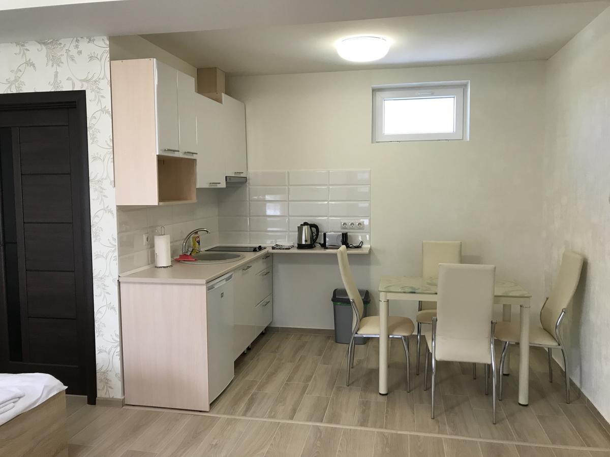 Kristaly Apartmanok Кишварда Экстерьер фото